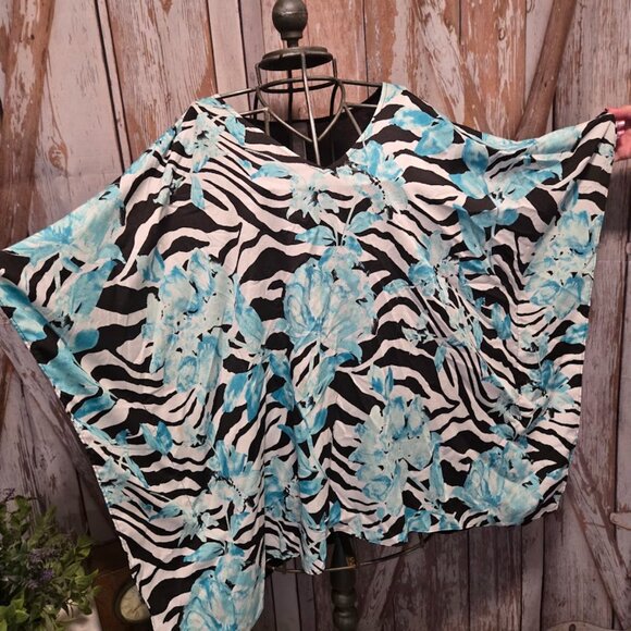CHICO'S Zebra & Floral Print Tunic - Picture 2 of 8